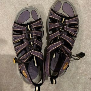 Keen sandals, excellent condition
